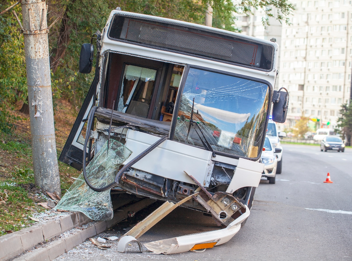 bus accident image